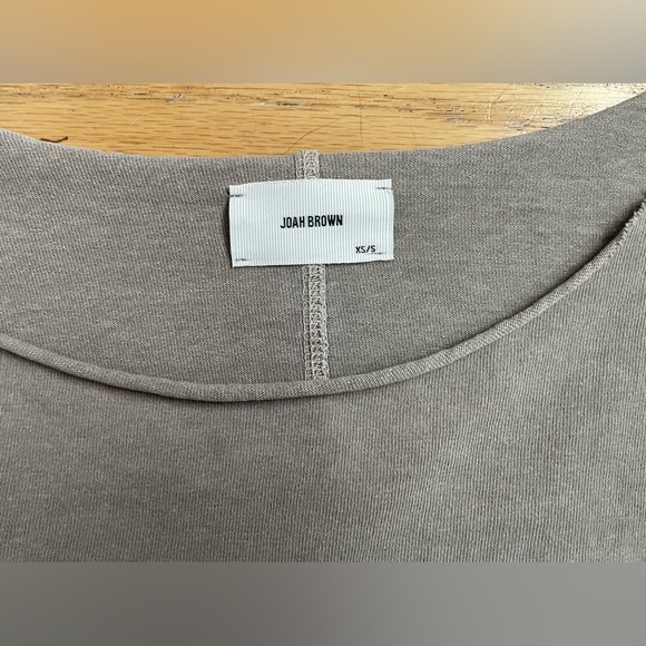 JOAH BROWN OFF SHOULDER CROP TEE SANDSTONE BEIGE COTTON SLOUCHY XS/S NWT - Picture 6 of 7